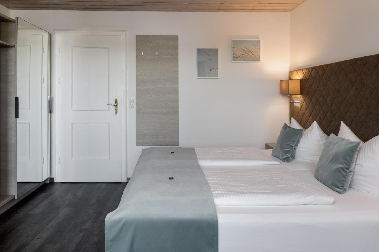 Hotel Garni Moewe Am See Prien am Chiemsee Esterno foto